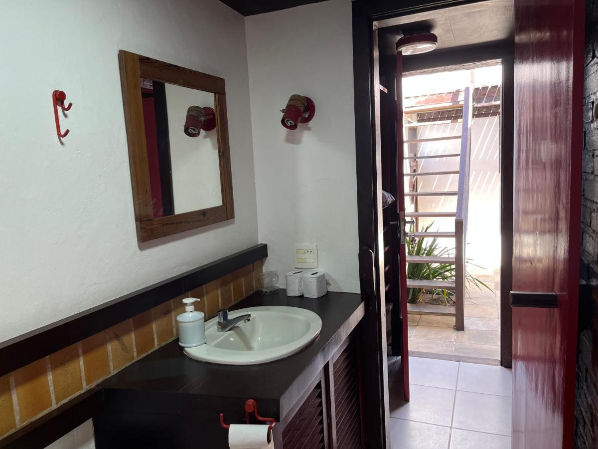 Casa em condomínio com os pés na areia de Geribá - 3 suítes Búzios Extérieur photo